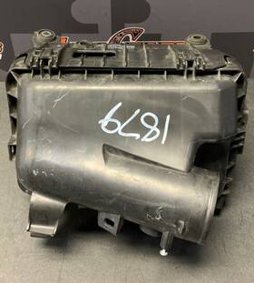 1879 2010 Mitsubishi Ralliart Wagon Oem Intake Air Box