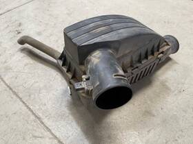 319-00531 05-07 Ford F350 Super Duty 6.8l 4x4 Used Intake Air Cleaner Housing Shipped