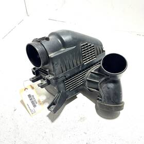 17211-5j6-a20 Acura 2016-2020 Mdx 3.5l Engine Air Cleaner Intake Filter Housing Box Oem