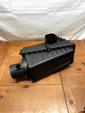 68338469aa Alfa Romeo 2017-2023 Stelvio 2.0l Air Filter Cleaner Intake Housing Box Maf Oem 68338469aa Alfa Romeo 2017-2023 Stelvio 2.0l Air Filter Cleaner Intake Housing Box Maf Oem