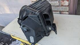 058133835r Audi Oem B5 A4 Aeb Airbox Top And Bottom