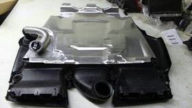 319.au1a20 Audi 19 20 21 22 23 Q8 Air Cleaner Box 3.0l Gas Part # 4m0 133 835 G