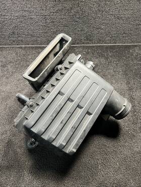 5q0129601af Audi 2016 A3 2.0l Engine Air Cleaner Filter Intake Box Oem