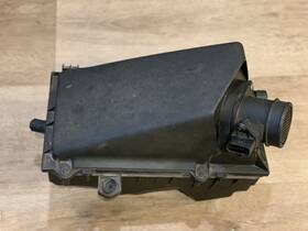 8l0133837b Audi P407150 2000-2006 Tt Air Cleaner Box - No Filter 1.8l 1j0129620