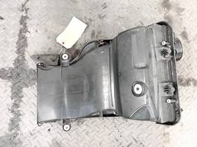 Hy53-52081-ab Bentley 17-22 Aston Martin Db11 Left Driver Side Air Cleaner Intake Filter Box Duct Oem