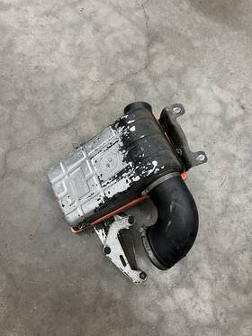 1271582 Bmw E28 535i M30 Airbox Air Intake Filter Box Oem Lm07