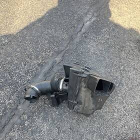 Bmw 1371 7555288-01 07 08 09 10 11 Oem 328xi 328i Air Intake Cleaner Box Housing Filter Assembly