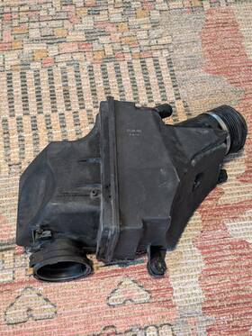 1371144005 Bmw E39 Oem Air Intake Filter Housing Box Muffler - Free Shipping