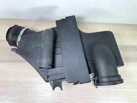 13711440058 Bmw 01-03 530i Air Intake Muffler Filter Box Housing Oem