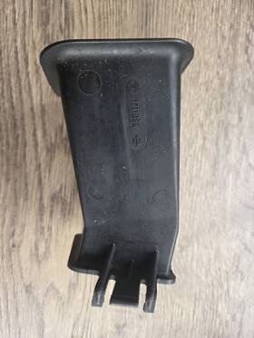 Bmw 13711711084 Genuine E28 E30 Air Filter Box Internal Airflow Guide