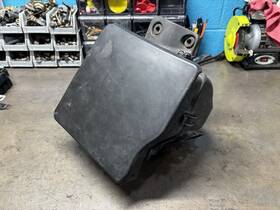 13717501971 Bmw 01-06 Genuine E46 325ci 325i Engine Intake Air Box Cleaner