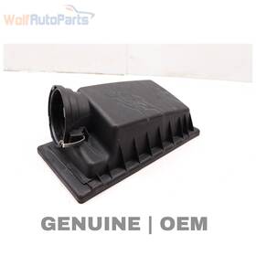 13717503559 Bmw 2001-2006 X5 3.0l - Engine Air Filter Housing / Box Upper 7503559