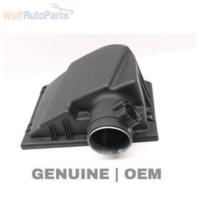 13717537727 Bmw 2006-2008 Z4 3.0l - Engine Air Filter Housing / Box Upper 7537727