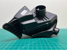 13717555288-06 Bmw 08-13 E88 E90 128i 328i N52 3.0l Engine Air Intake Cleaner Filter Box Oem