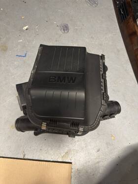 13717556547 Bmw 13717600031 Oem E60 535i 08-10 N54 Air Cleaner Intake Filter Housing Box