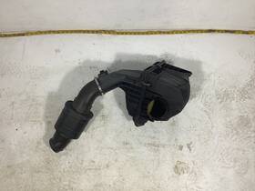13717612014 Bmw 2011 - 2016 528i F10 Engine Air Filter Box Oem