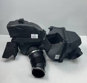 13717856922 Bmw 18-23 F90 M5 M8 Left And Right Air Cleaner Housing Box Assembly Set With Filter