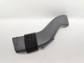 13718689752 Bmw 2020-2023 X6m F96 4.4l Right Air Cleaner Filter Duct Tube Resonator Oem