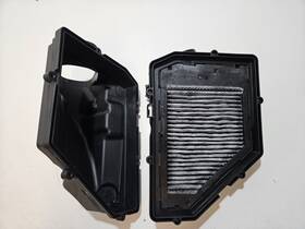 13719845089 Bmw Oem 2023-2024 X5m X6 X7 Intake Silencer Muffler Air Cleaner Box