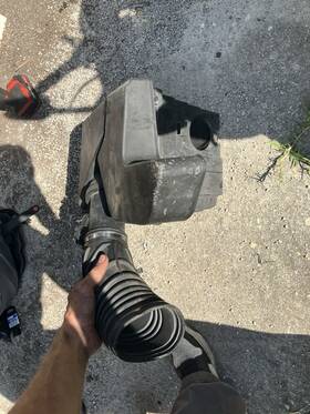 1736224 Bmw Z3 Roadster 1.9l Intake Air Cleaner Filter Box Housing With Maf 96-98 Oem