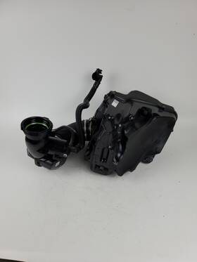18026310 Bmw 3 Series Air Cleaner Filter Box 2019-2024 G20 18026310 Bmw 3 Series Air Cleaner Filter Box 2019-2024 G20