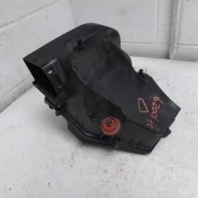 319-10029 Bmw Air Cleaner 2.0l Fits 17-19 740e
