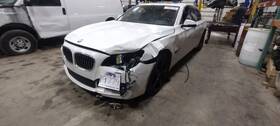 319-67449r Bmw 13 - 15 750i Air Cleaner Box E680124