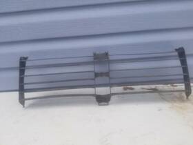 51747183854 Bmw 51718174737 1 Dd Oem Used Air Duct Fram Under Engine 187798-15 16 Fot Tt