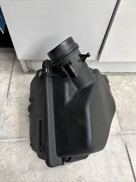 7-536-532 Bmw 2017-2020 330i B46/b48 Air Filter Intake Muffler Box Housing Oem- 72336581