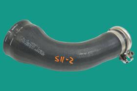 13717575408 Bmw 7 575 408 11-2015 X5 X6 550i 750i 4.4 V8 N63 Passenger Side Air Intake Duct Hose Pipe
