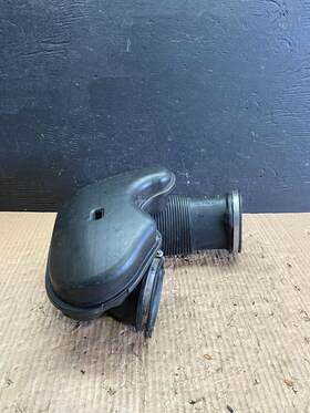 7548899-04 Bmw 2007 To 2010 X5 Air Intake Cleaner Duct Tube Pipe Oem D2825 Dg1