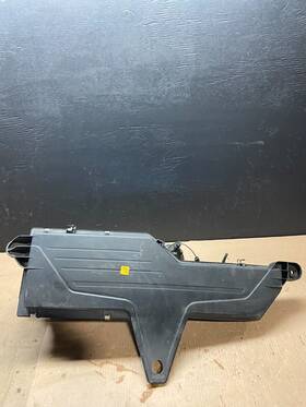 7604305 Bmw 2012 To 2016 F30 328i Air Cleaner Lower Base Box D5035 Dg1