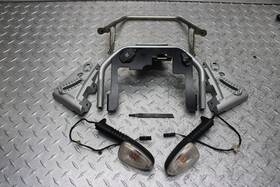 7811187 Bmw 2012 R1200gs Abs Front Turn Signals With Parts Of The Stay Bracket