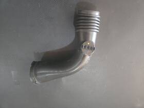 1371-7-798338-04 Bmw 798338-04 2009 - 2013 X5 3.0 Diesel Air Intake Box Duct Pipe Oem
