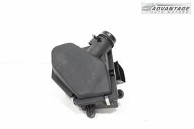 8617298 Bmw 2016-2018 330e F30 Engine Air Intake Cleaner Filter Housing Box Oem