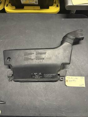 988.0 Bmw 2000-2005 E46 Air Inlet Duct Oem 988.0 Bmw 2000-2005 E46 Air Inlet Duct Oem