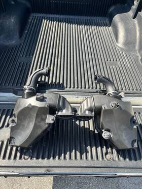 Ad785692103 Bmw 2018 - 2023 Oem F90 M5 S63 4.4 Air Filter Intake Housing Box