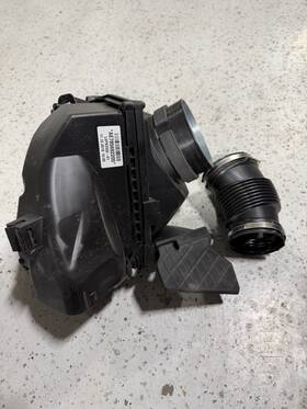 Ae785692205 Bmw 2020 Air Box Filter Cleaner M5 M8 Left Driver Side Oem