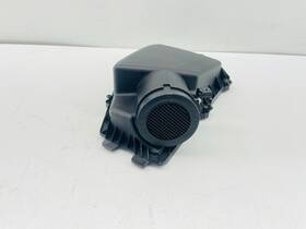 2343032 Buick 2018-2020 Regal 2.0l Air Cleaner Filter Box Housing With Maf Sensor Oem