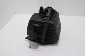 84446477 Buick 2017 - 2020 Envision 2.5 Engine Air Cleaner Intake Filter Housing Box Oem