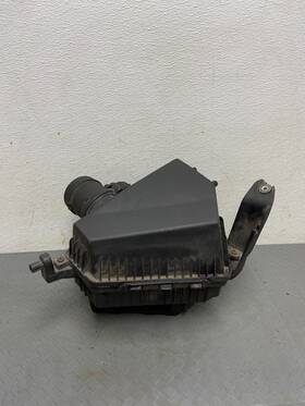 15236426 Cadillac 2009 To 2011 Cts 3.6l Air Intake Cleaner Box Oem A5270 Dg1