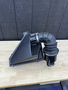 22921880 Cadillac 2014 Ats 2.0t Air Box