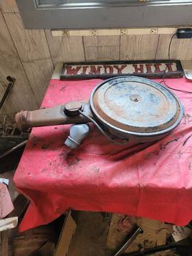 319.gm6u79 Cadillac 1979 Deville 425 Air Cleaner
