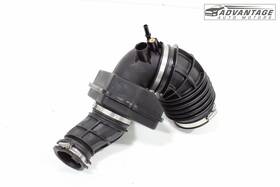 84878488 Cadillac 2020-2025 Ct4 2.0l Engine Motor Air Intake Cleaner Outlet Duct Tube Oem