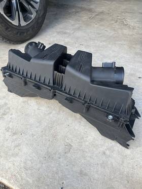 87828833 Cadillac 2020-2025 Ct5 3.0 Air Cleaner Box