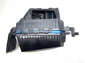 20821357 Cadillac Gm 2010 2011 Cts 3.6l V6 Engine Air Intake Cleaner Filter Box Oem