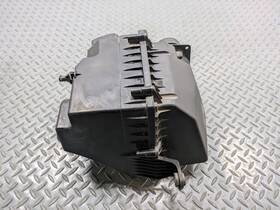 Gx639h736aa Cadillac 2010 - 2014 Oem Escalade Esv Engine Air Cleaner Filter Box Assembly