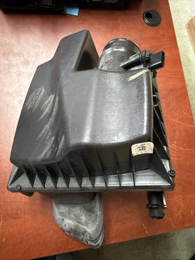 13256899 Chevrolet 2011-2016 Cruze 1.4l Air Intake Cleaner Box Housing Oem