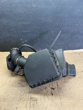 23140796 Chevrolet 2014 To 2016 Impala Air Cleaner Box Oem P0905 Dg