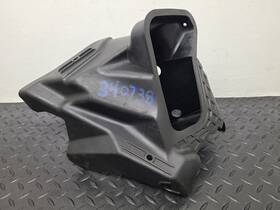 23507393 Chevrolet 16-24 Camaro Air Intake Baffle Oem